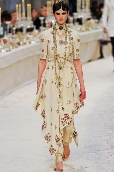 Look 67